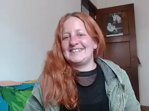 ViioletaMora online show from October 29, 9:27 pm