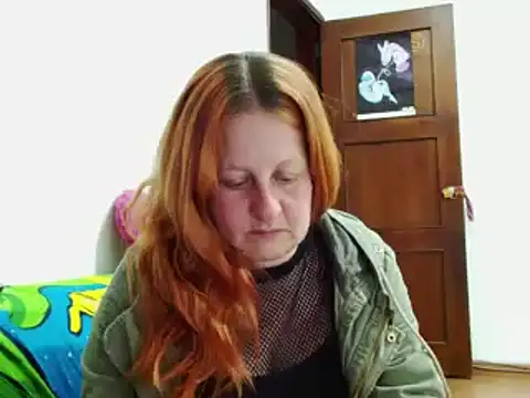 ViioletaMora online show from November 6, 5:52 am