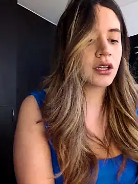 maliciaworld online show from October 22, 8:08 pm