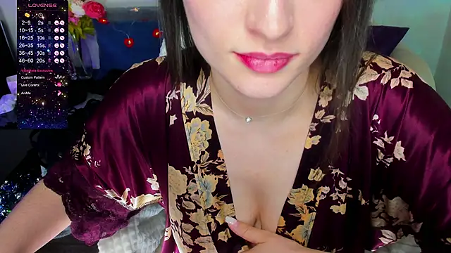 Snapshot of Camilla__one__ chatting on January 18, 5:31 am Camilla one online show from January 18, 5:31 am