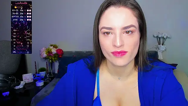 Snapshot of Camilla__one__ chatting on February 4, 1:56 am Camilla one online show from February 4, 1:56 am