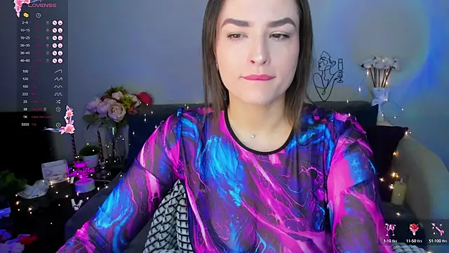Snapshot of Camilla__one__ chatting on February 27, 1:27 am Camilla one online show from February 27, 1:27 am
