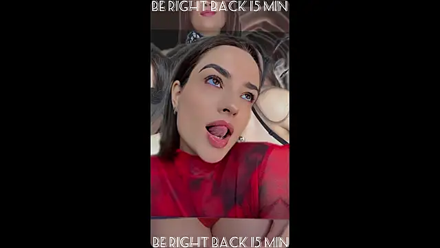 Snapshot of Camilla__one__ chatting on October 17, 2:04 am Camilla one online show from October 17, 2:04 am