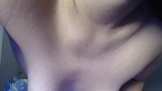 Melody phillips2 online show from November 18, 11:03 am