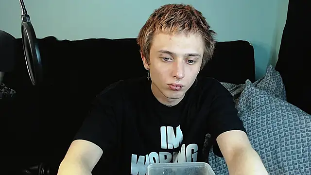 axxxturel online show from December 2, 5:37 pm
