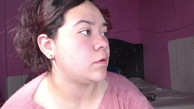 NikkiRous  online show from December 27, 1:18 pm