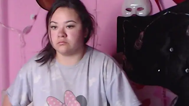 NikkiRous  online show from January 16, 1:47 pm