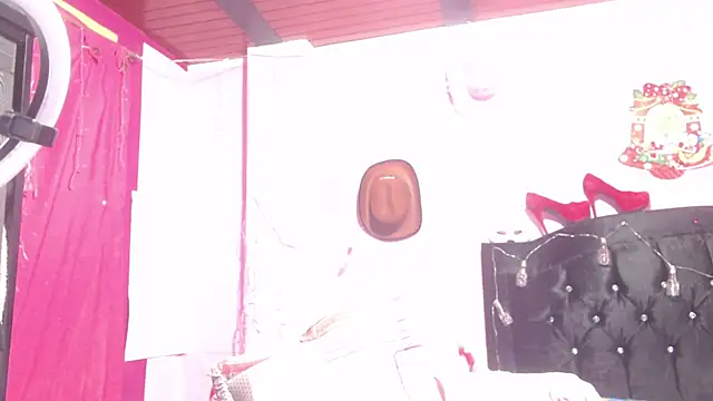 NikkiRous  online show from March 22, 1:08 pm