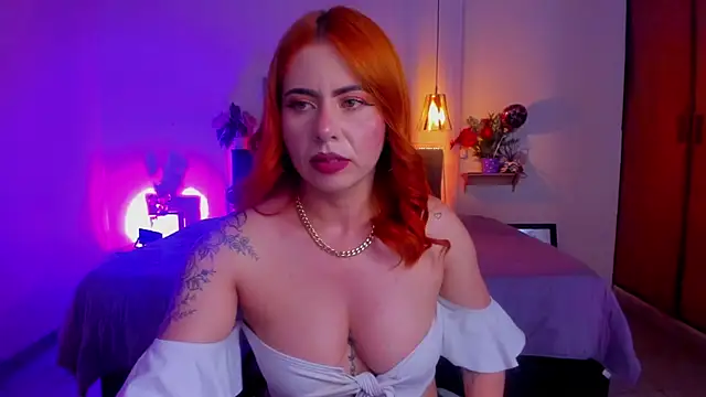 Snapshot of Dulce_charlottee chatting on February 5, 7:53 pm Dulce charlottee online show from February 5, 7:53 pm