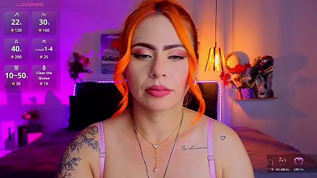 Snapshot of Dulce_charlottee chatting on October 27, 7:51 pm Dulce charlottee online show from October 27, 7:51 pm