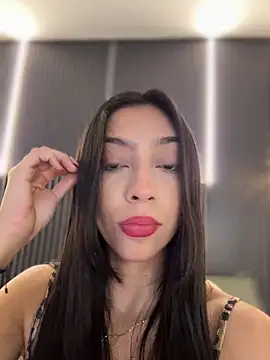 Snapshot of Ema_azel chatting on April 9, 1:49 pm Ema azel online show from April 9, 1:49 pm