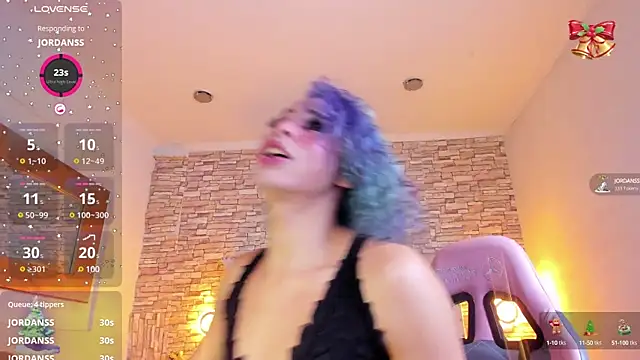 Giorgina Parado online show from December 19, 7:29 am