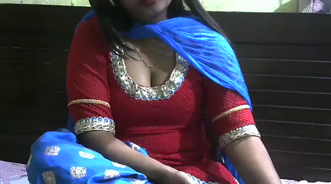 Im Cute online show from February 14, 6:29 pm