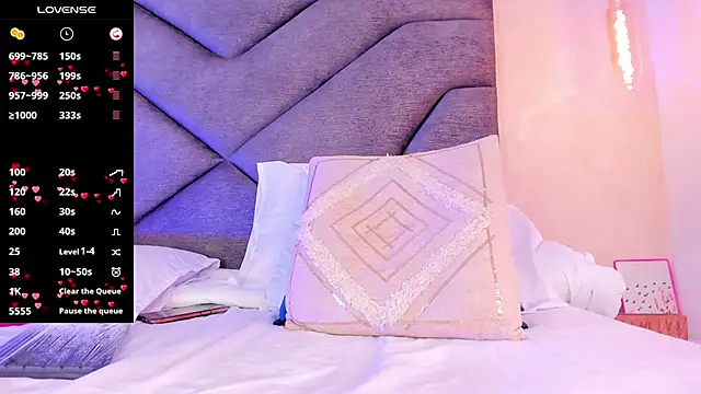 AilishBenson online show from September 26, 9:08 pm