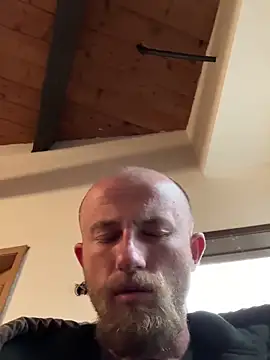 BIGWHITECOCKDOC36 online show from January 7, 1:24 pm