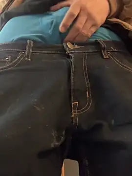 BIGWHITECOCKDOC36 online show from January 11, 2:58 pm