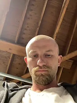 BIGWHITECOCKDOC36 online show from January 28, 10:12 pm