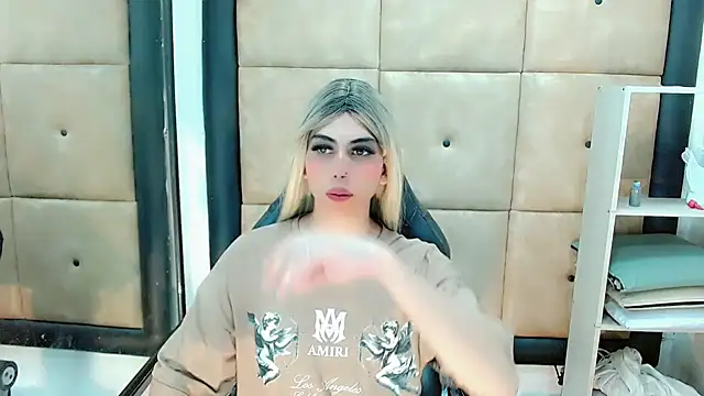 Snapshot of Daniela_Pink_ chatting on February 16, 8:55 pm Daniela Pink online show from February 16, 8:55 pm