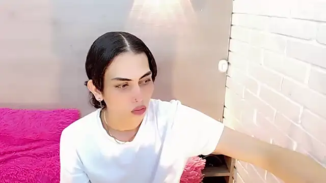 Snapshot of Daniela_Pink_ chatting on October 30, 7:47 pm Daniela Pink online show from October 30, 7:47 pm