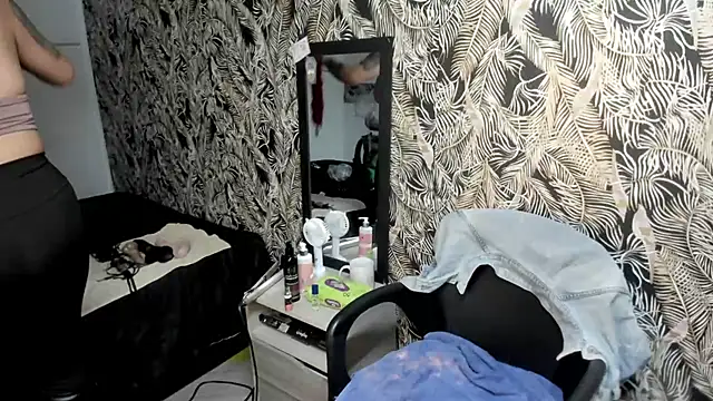 Anhell7 x online show from March 23, 5:32 am