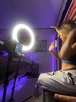 SarahStarr2020 online show from January 12, 3:57 pm