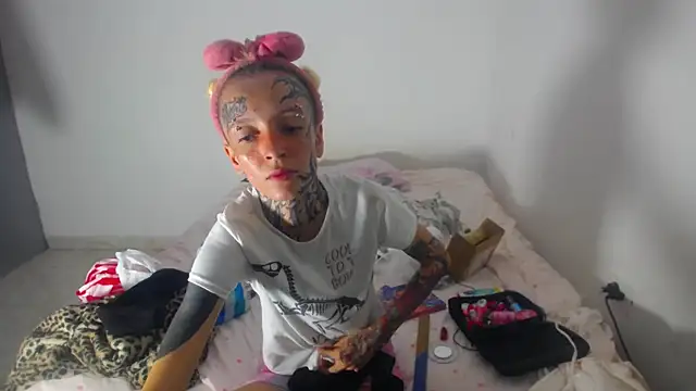 Snapshot of barbara_anal_squirt_ chatting on April 28, 7:19 pm barbara anal squirt online show from April 28, 7:19 pm