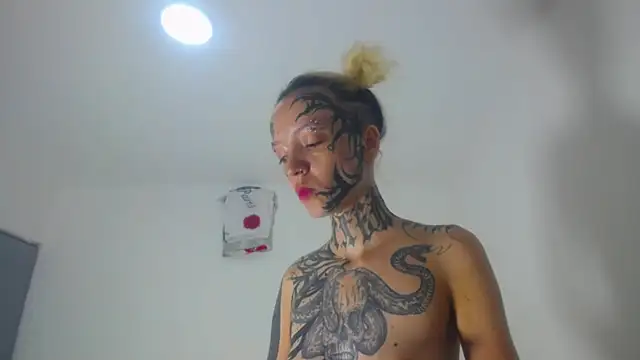 Snapshot of barbara_anal_squirt_ chatting on April 30, 5:36 am barbara anal squirt online show from April 30, 5:36 am