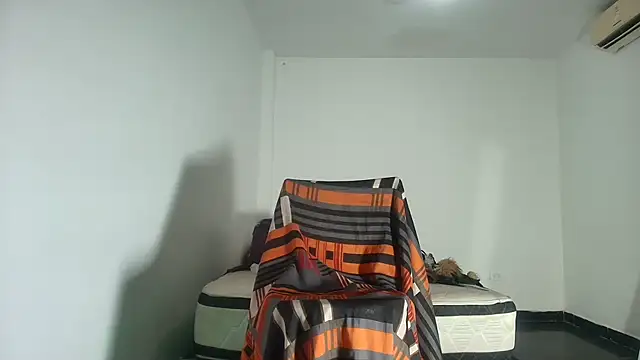 Snapshot of barbara_anal_squirt_ chatting on June 25, 5:12 am barbara anal squirt online show from June 25, 5:12 am