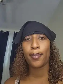 CarlaBeckky online show from June 13, 2:26 pm