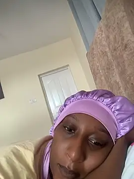 CarlaBeckky online show from June 14, 6:37 am