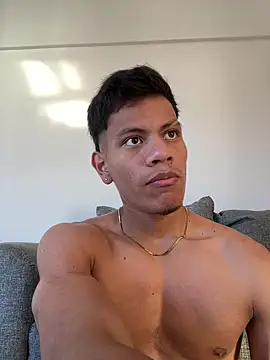 Snapshot of bbchocolate27 chatting on March 7, 9:34 pm bbchocolate27 online show from March 7, 9:34 pm