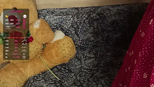 shuhana  online show from December 6, 1:18 am