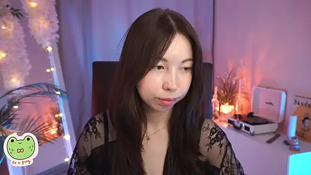 Sarah Son online show from March 2, 5:33 am