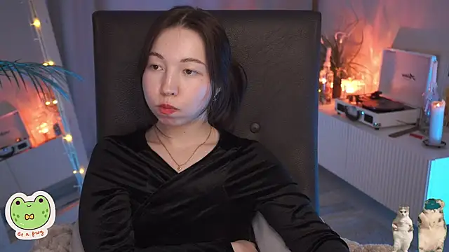 Sarah Son online show from March 5, 11:49 am