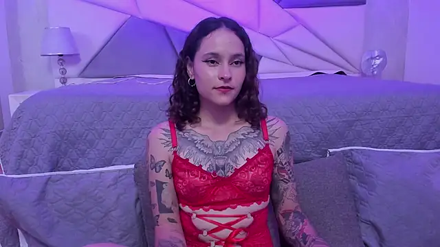 AnnyThompson  online show from December 7, 2:31 am