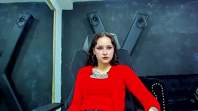 AnnyThompson  online show from October 18, 5:57 pm