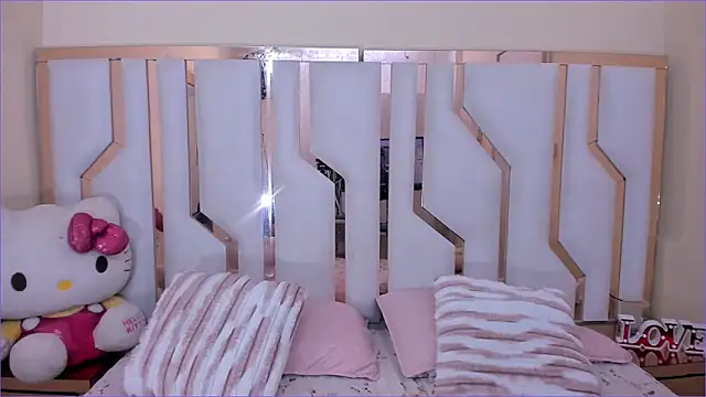 Snapshot of TifanyChill chatting on September 29, 7:08 pm TifanyChill online show from September 29, 7:08 pm