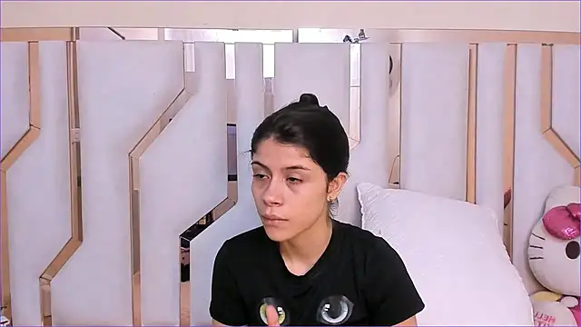 Snapshot of TifanyChill chatting on January 7, 7:38 pm TifanyChill online show from January 7, 7:38 pm