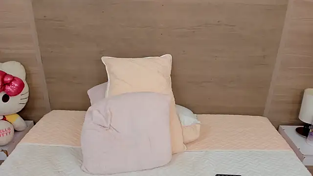 Snapshot of TifanyChill chatting on March 24, 5:40 pm TifanyChill online show from March 24, 5:40 pm