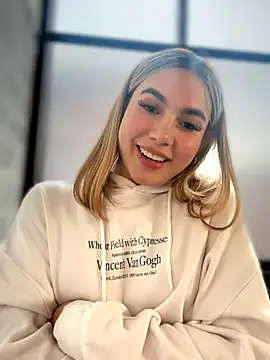 Snapshot of Jules_Anderson chatting on November 21, 9:35 pm Jules Anderson online show from November 21, 9:35 pm