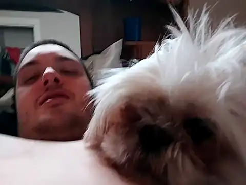 Snapshot of 420getsmehorny chatting on December 5, 4:12 pm 420getsmehorny online show from December 5, 4:12 pm