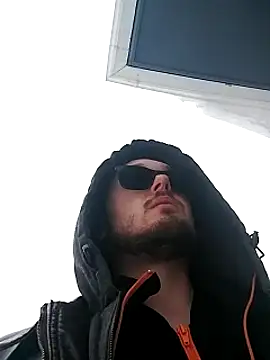 Snapshot of 420getsmehorny chatting on February 15, 8:22 pm 420getsmehorny online show from February 15, 8:22 pm