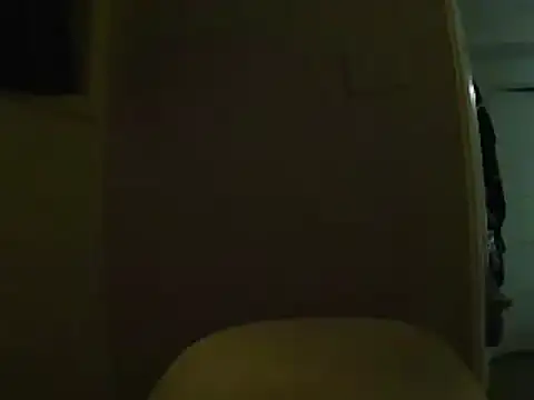 Snapshot of L0cKyseven77 chatting on January 24, 8:44 am L0cKyseven77 online show from January 24, 8:44 am