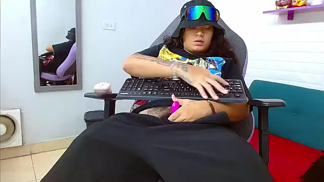 snowflake xxx online show from December 21, 12:09 am