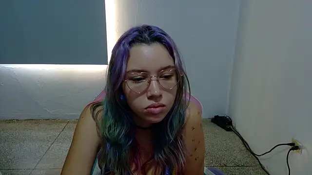 WandaDoll online show from March 11, 12:11 pm