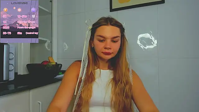 Molly sweetie online show from June 16, 7:11 am