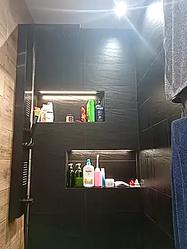 Snapshot of Sweet_bear69 chatting on February 10, 7:38 pm Sweet bear69 online show from February 10, 7:38 pm