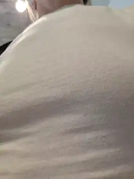 Miss    Mia  online show from November 21, 9:52 am