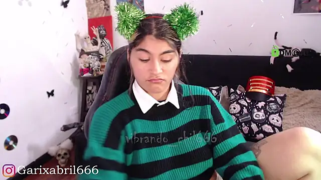 abril666 online show from December 27, 7:46 pm