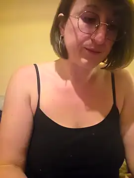 minierose online show from November 27, 5:26 pm